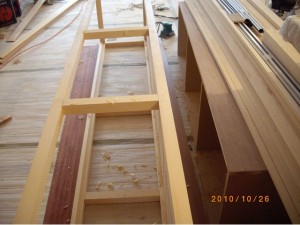 電視櫃臺面及框架組裝全長270公分